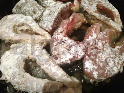 Keptas karpis majoneze su prieskoniais Žingsnis 4