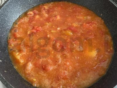 Pomidorų omletas „Rytinis“ Žingsnis 3