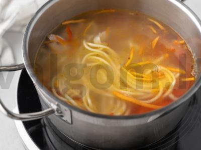 Vištienos sriuba su daržovėmis Žingsnis 8