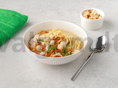 Vištienos sriuba su daržovėmis pagrindine nuotrauka