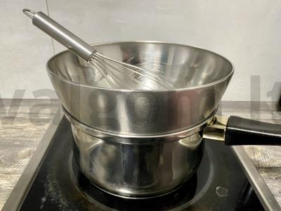 Imbieriniai sausainiai su medumi ir prieskoniais Žingsnis 1