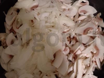 Vištienos kepenėlės su grybais Žingsnis 2