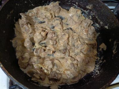 Vištienos kepenėlės su grybais Žingsnis 3