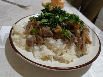 Vištienos kepenėlės su grybais pagrindine nuotrauka