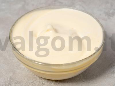 Lenkų tortas-pyragas „Mazurka“ su riešutais ir razinomis Žingsnis 3