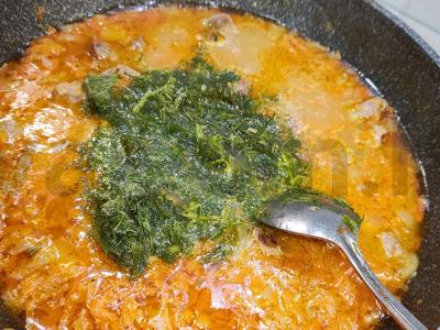 Troškinti vištienos viduriukai su daržovėmis padaže Žingsnis 5