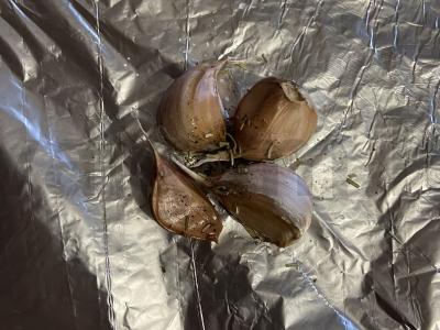 Ruginiai skrebučiai su česnako pasta Žingsnis 2