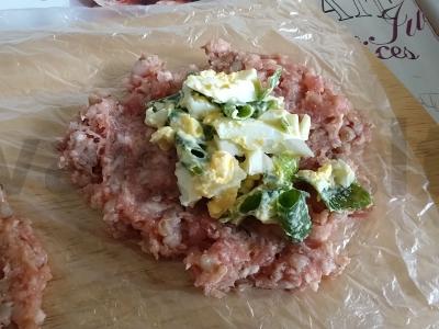 Kotletai „Trys viename“ su pomidorų padažu Žingsnis 5