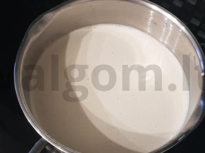 Napoleonas su kremu prie arbatos Žingsnis 2