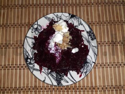 Burokėlių salotas su česnaku, kalendra ir sezamu Žingsnis 3