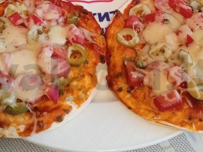 Pica ant sūrio lavašo pagrindine nuotrauka