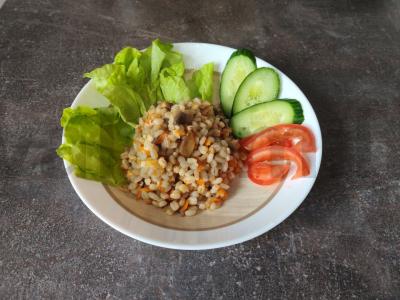 Perlų košė su grybais pagrindine nuotrauka