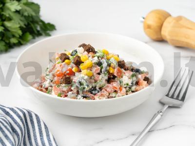 Salotas su pomidorais, varške ir žolelėmis pagrindine nuotrauka