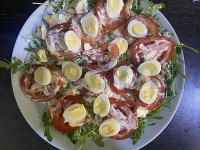 Namų salotas „Cezaris su rukola“ Žingsnis 9