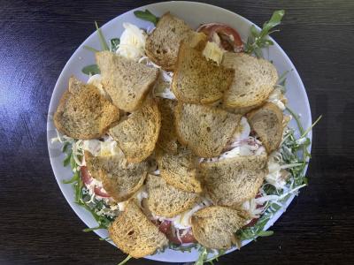 Namų salotas „Cezaris su rukola“ Žingsnis 11