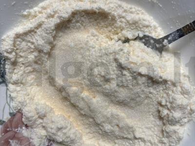 Varškės apkepas su migdolų žiedlapiais Žingsnis 5