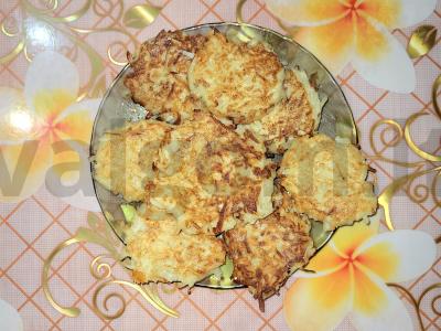 Sotūs bulvių blynai su sūriu pagrindine nuotrauka