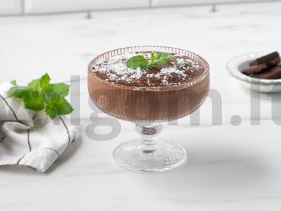 Namų šokoladinis kremas pagrindine nuotrauka