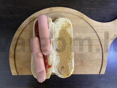 Karšti šunys su špinatais Žingsnis 3