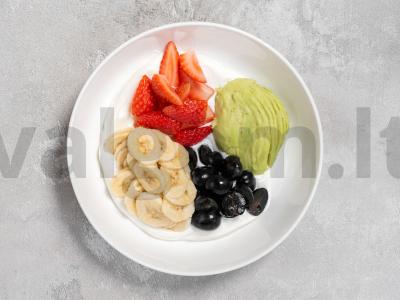 Jogurtų dubuo su vaisiais pusryčiams Žingsnis 6