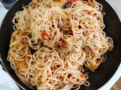 Makaronai su vištiena ir daržovėmis Žingsnis 10