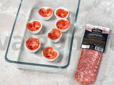 Caprese su salsichon Žingsnis 1