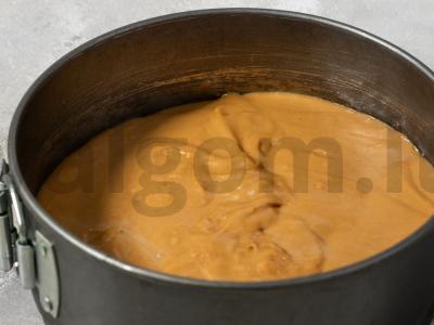 Naujametinė tortas su virta saldžia grietinėle Žingsnis 2