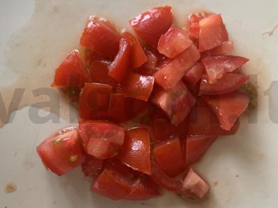 Grietinėlės spagečiai su konservuotu tunu ir pomidorais Žingsnis 1