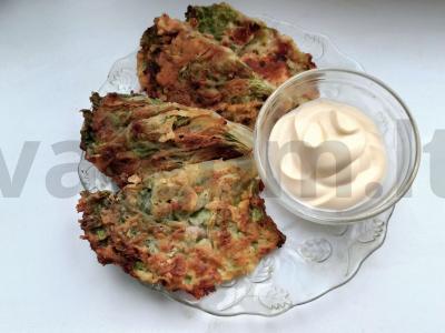 Pekino kopūstų vokeliai su vištienos faršu pagrindine nuotrauka