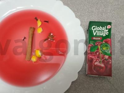 Be alkoholinis glintveinas su vyšnių sultimis Žingsnis 2