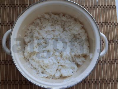 Ryžiai su vištienos kiaušiniu, wakame ir chuka Žingsnis 2