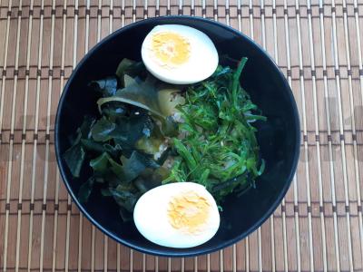 Ryžiai su vištienos kiaušiniu, wakame ir chuka Žingsnis 7