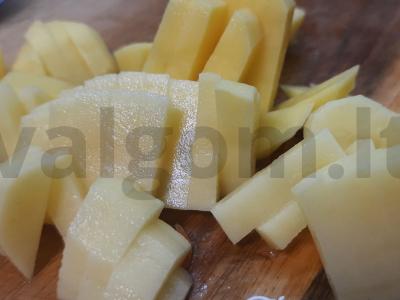 Sriuba „Rassolnik“ su jautiena ir paprikomis Žingsnis 3