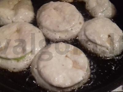 Varškės-obuolių spurgos pusryčiams Žingsnis 3