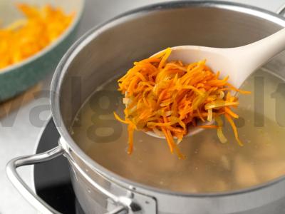 Grietinėlės sriuba su konservuota lašiša Žingsnis 5