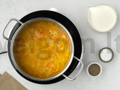 Grietinėlės sriuba su konservuota lašiša Žingsnis 6