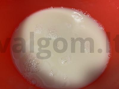 Purios picos su vyšniniais pomidorais ir mocarela Žingsnis 1