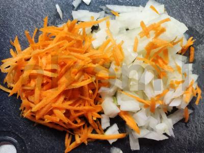 Sūrio sriuba su meatballs Žingsnis 1