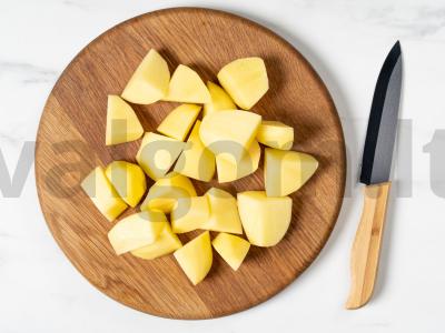 Bulvės mikrobangų krosnelėje Žingsnis 1