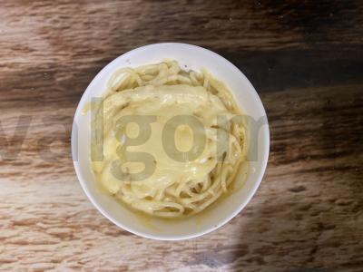 Spagečiai vaikui su sūrio kepure pagrindine nuotrauka