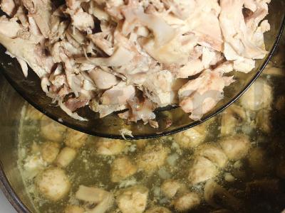 Grybų sriuba vištienos sultinyje su lagmanų makaronais Žingsnis 10