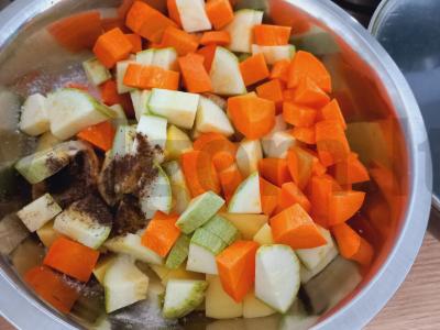 Kiaulienos ir grybų troškinys Žingsnis 2