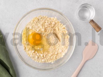 Tarte Tatin su karamelizuotais obuoliais ir vaniliniu ledais Žingsnis 3