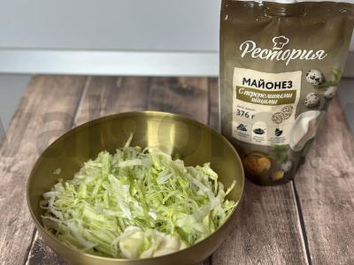 Salotos su kalmarais ir aštriais kiaušinių blynai Žingsnis 6