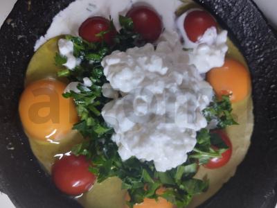 Kiaušinių ir varškės pusryčiai ant tortilijos Žingsnis 4