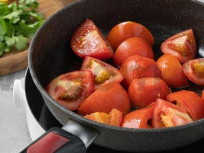 Pomidorų ir kalendros čatnis Žingsnis 2