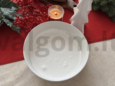 Aromatingas kalėdinis keksas Žingsnis 12