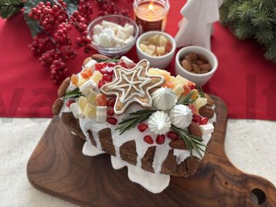 Aromatingas kalėdinis keksas pagrindine nuotrauka