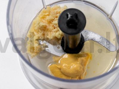 Medaus-garstyčių padažas Žingsnis 2