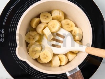 Bananų kremas be cukraus Žingsnis 2